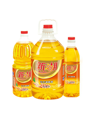 食用油灌裝機(jī)回首艱苦過(guò)去，展望美好未來(lái)